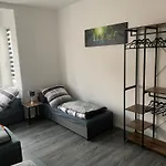 Voll Ausgestattetes Gruppenapartment Bis 6 Personen Nr 5 Appartement *